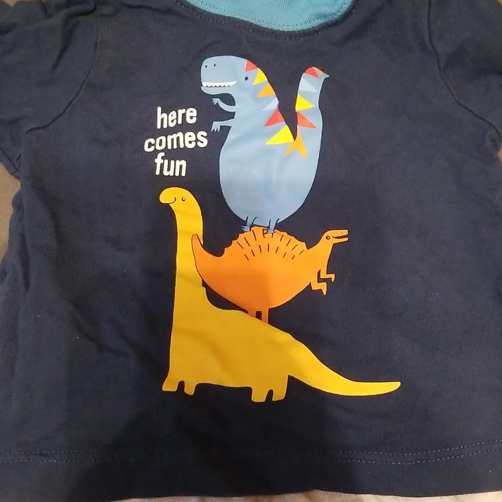Bundles Baby Dinosaur 2-piece Outfit
